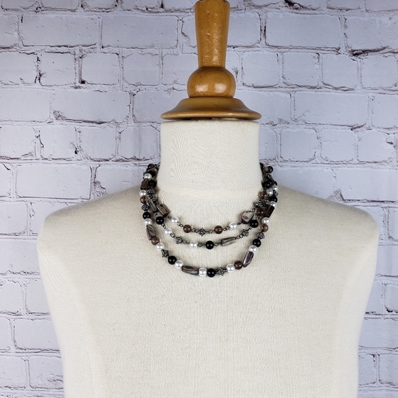 Laila Rowe Multi Strand Shell Glass Pearl Beaded Necklace Adjustable Silver Tone - Picture 4 of 10